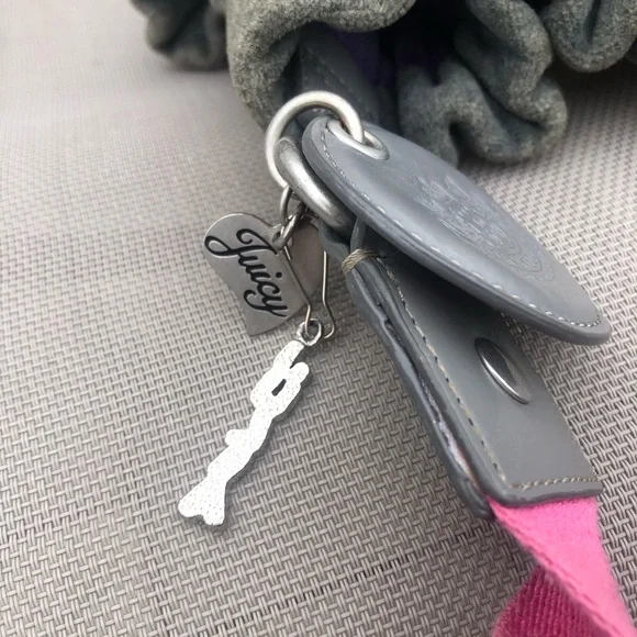 Juicy Couture Vintage 2002 Gray and Pink Velour Bag - Picture 13 of 16